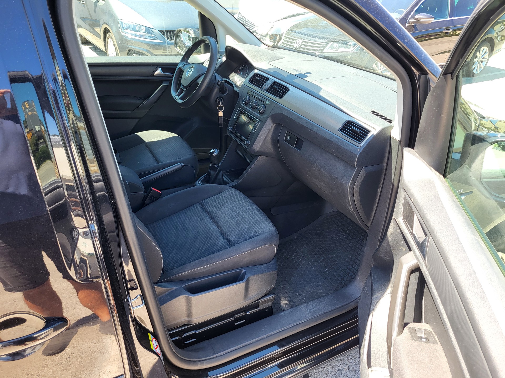 VW Caddy Maxi 2.0 TDI Comfortline-image-9