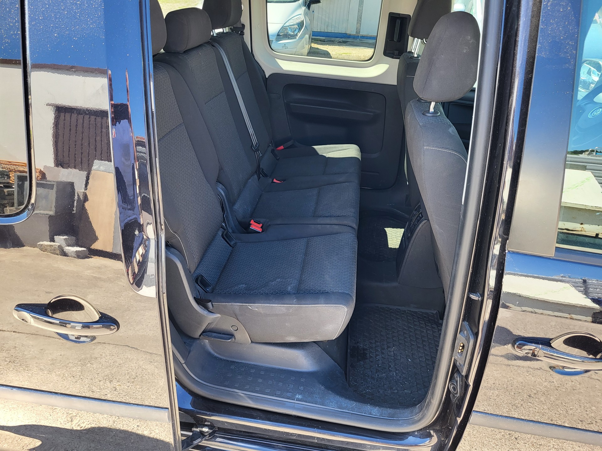 VW Caddy Maxi 2.0 TDI Comfortline-image-12