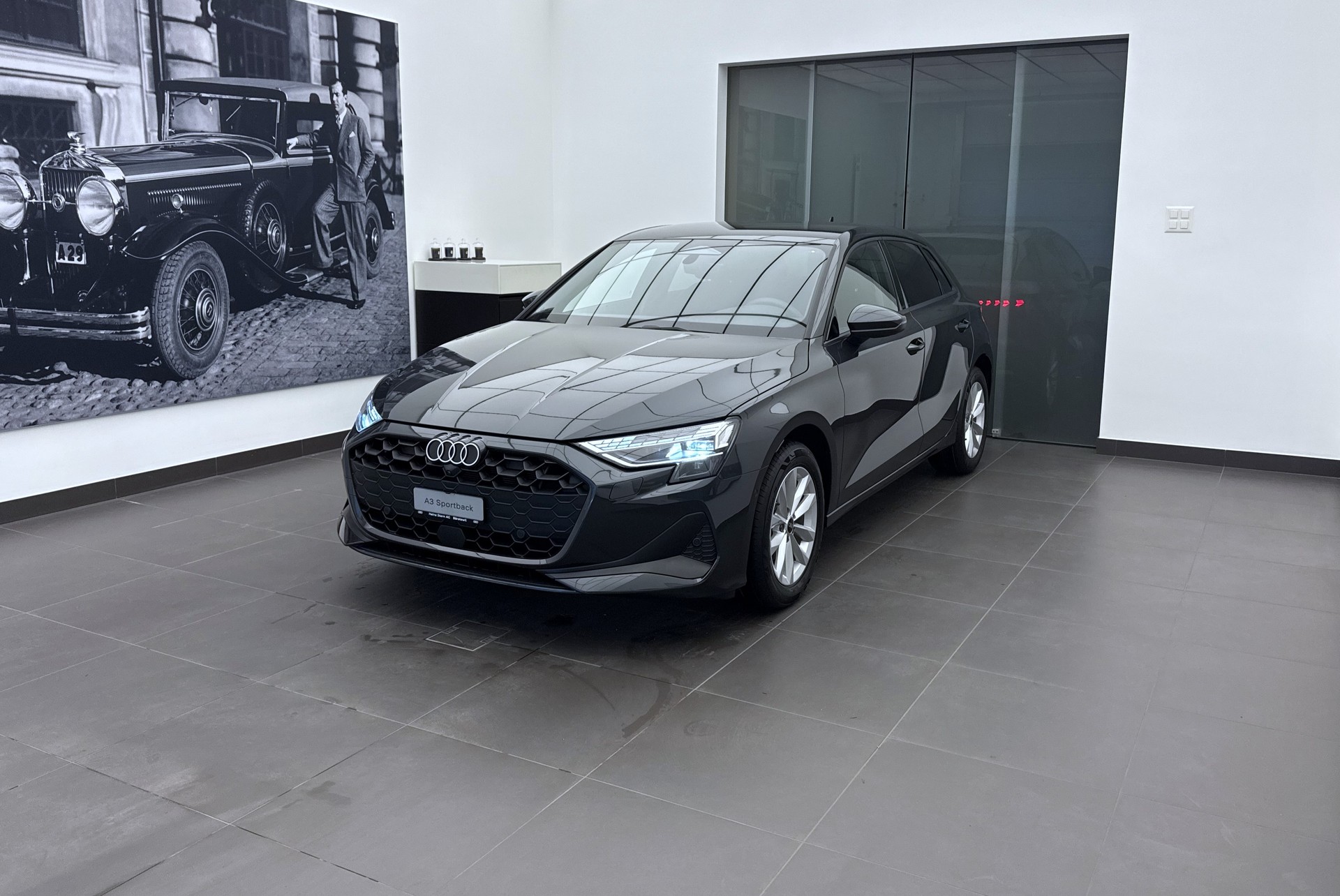 AUDI A3 Sportback TFSI 110 kW Attraction S tronic-image-0