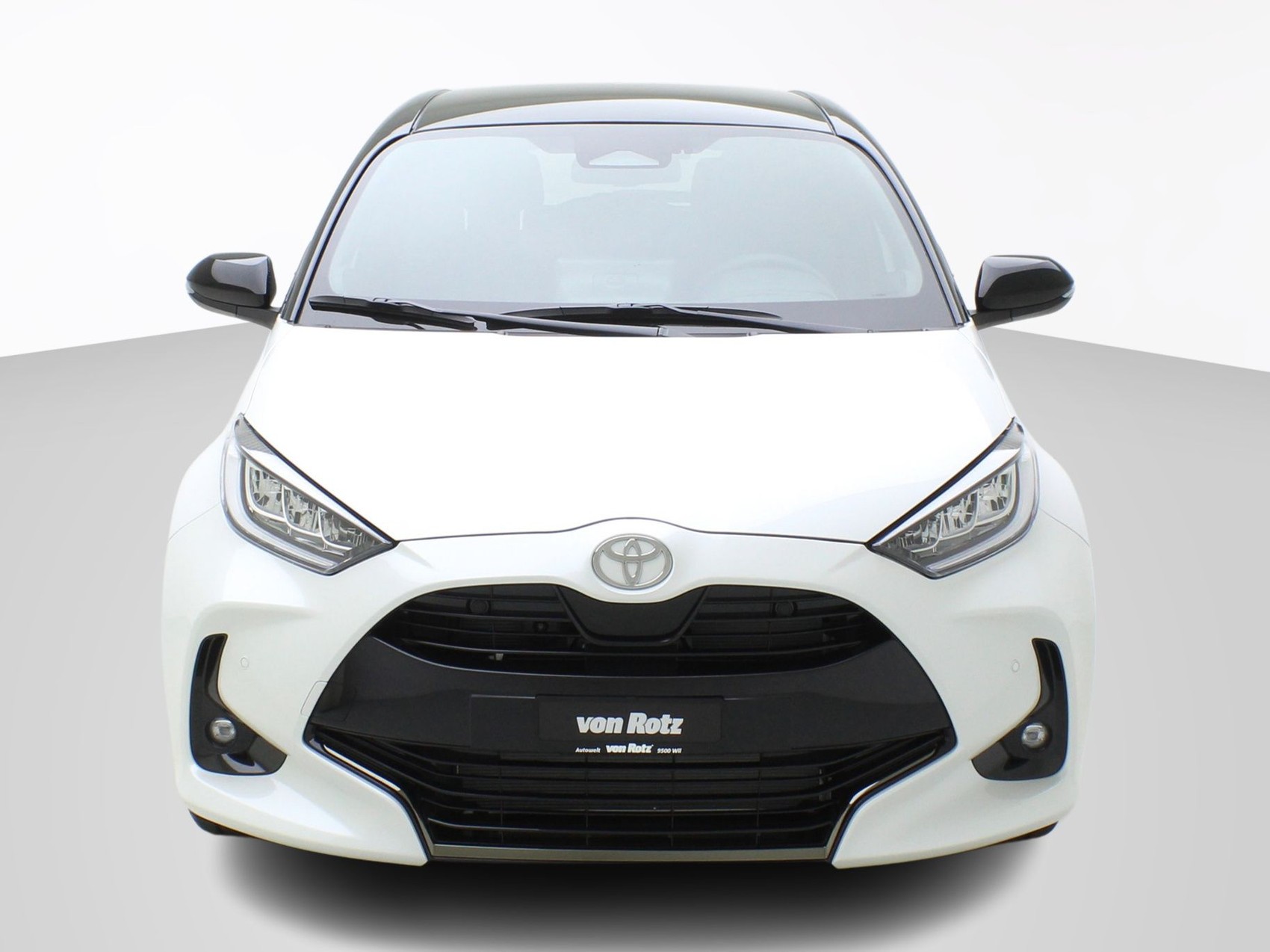 TOYOTA Yaris 1.5 VVT-i HSD Premium ** Panorama-Glasdach **-image-4