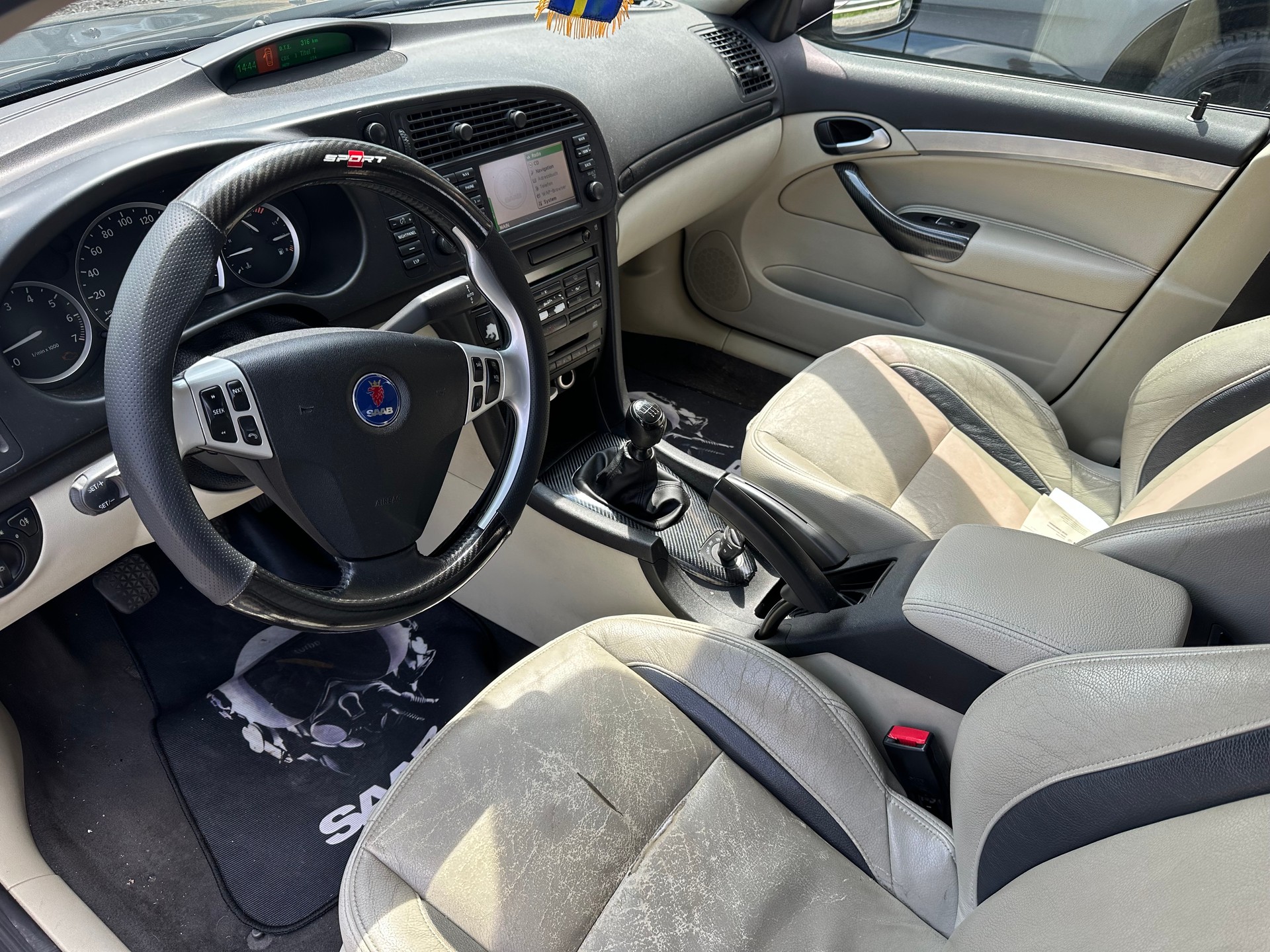 SAAB 9-3 2.8T V6 Aero-image-1