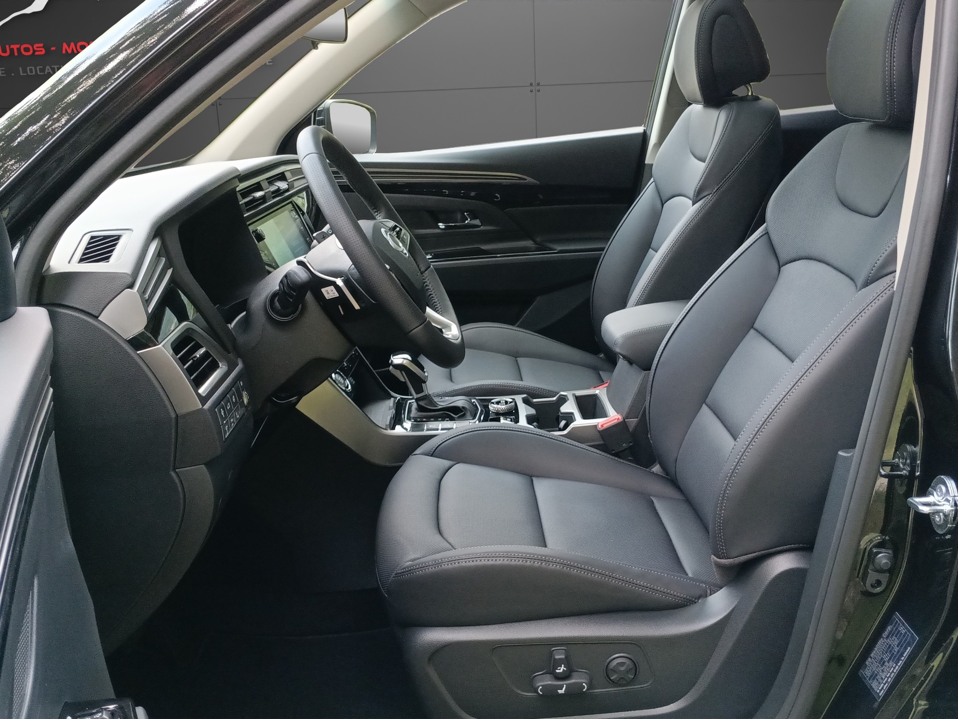 KGM-SsangYong Korando 1.5 T GDI Titanium 4WD Automat-image-21