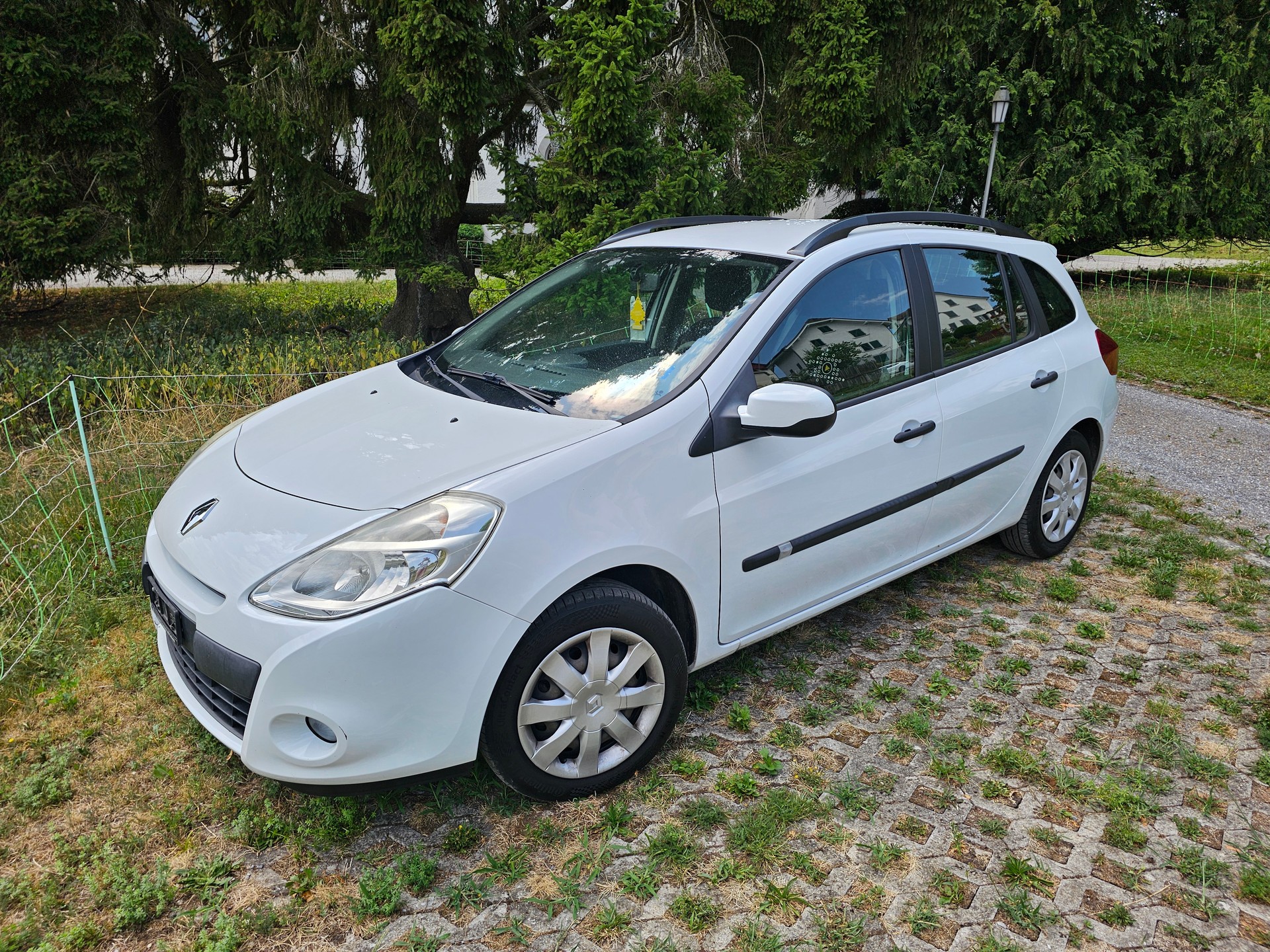 RENAULT 1.2 16V 75 Expression-image-5