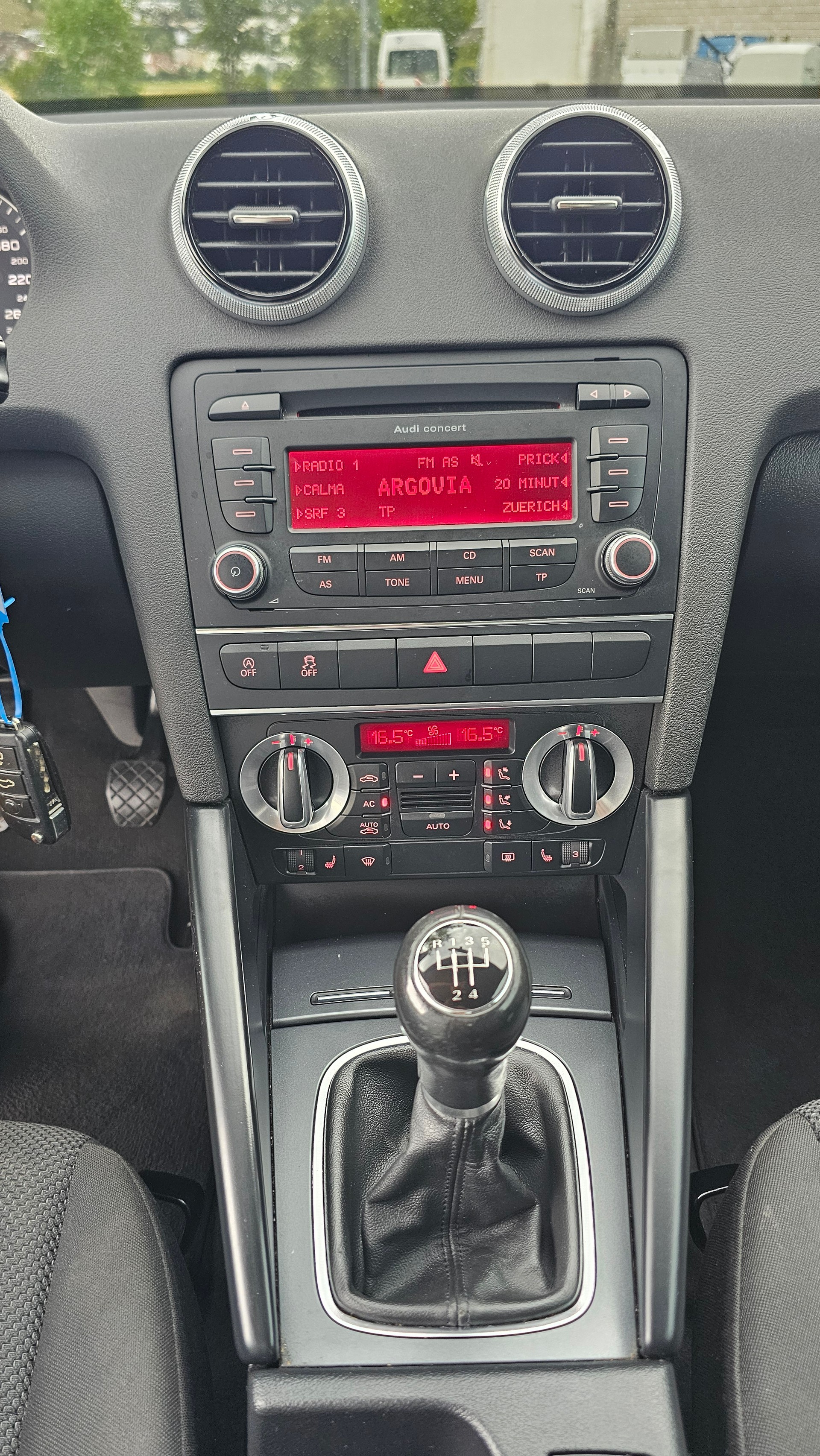 AUDI A3-image-8
