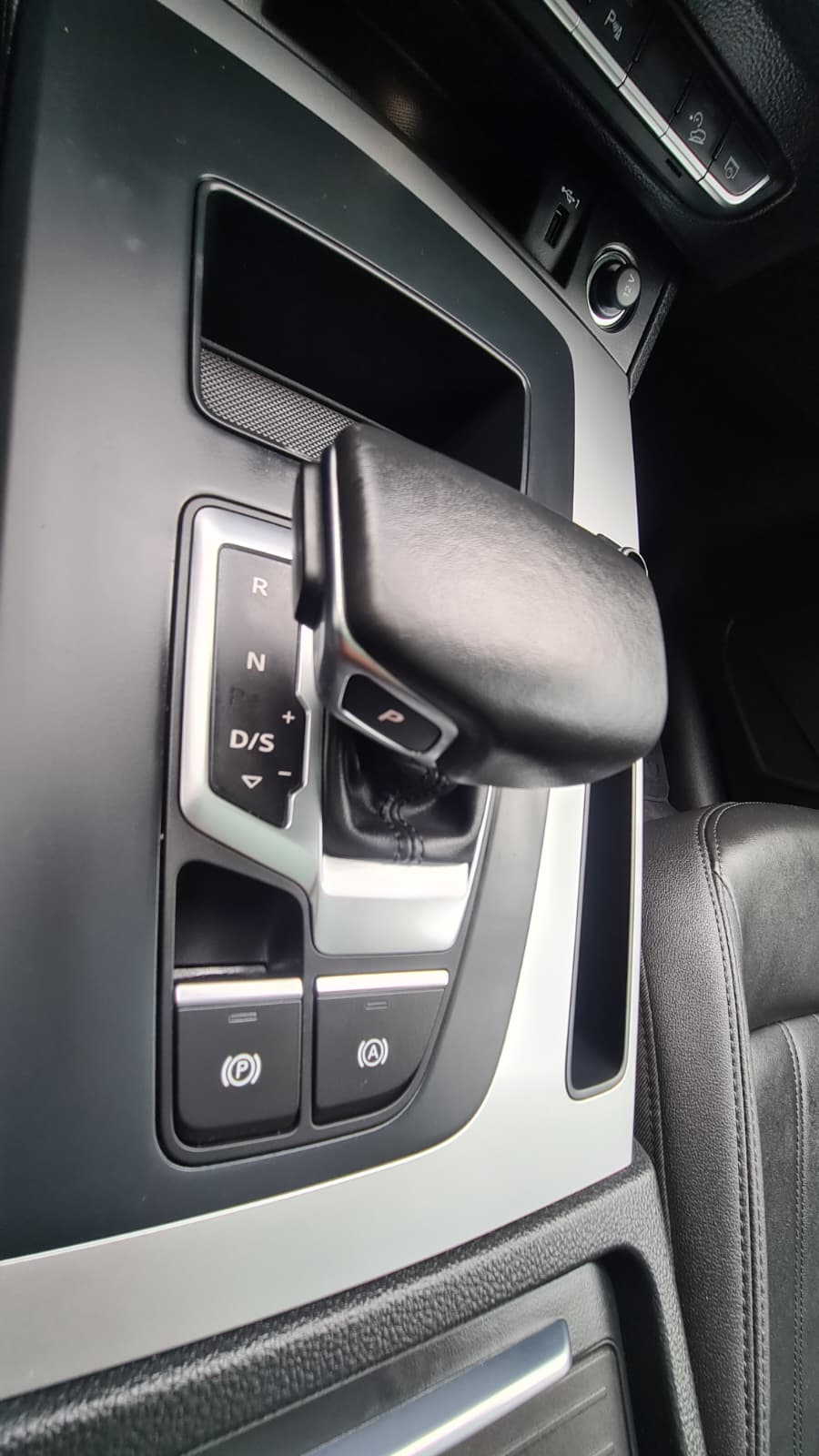 AUDI Q5 40 TDI quattro S-tronic ** Virtual Cokpit Plus ** Leder sitze ** PR-Glassdach ** RF-Kamera** Fahrer Assistens Paket **-image-12