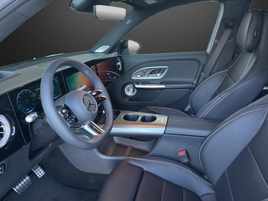 MERCEDES-BENZ GLB 200 4Matic 8G-Tronic-image-5