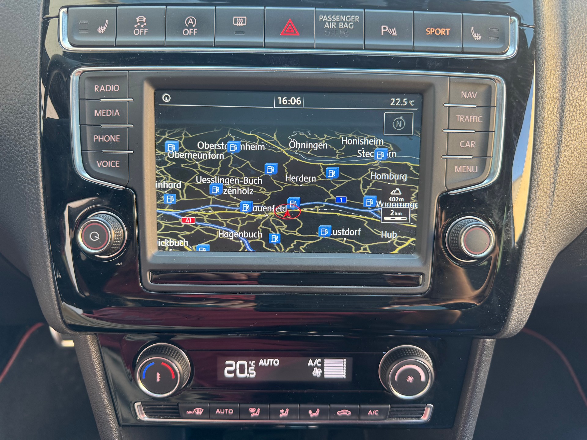 VW Polo 1.8 TSI GTI DSG *Panoramadach*Rückfahrkamera*-image-14