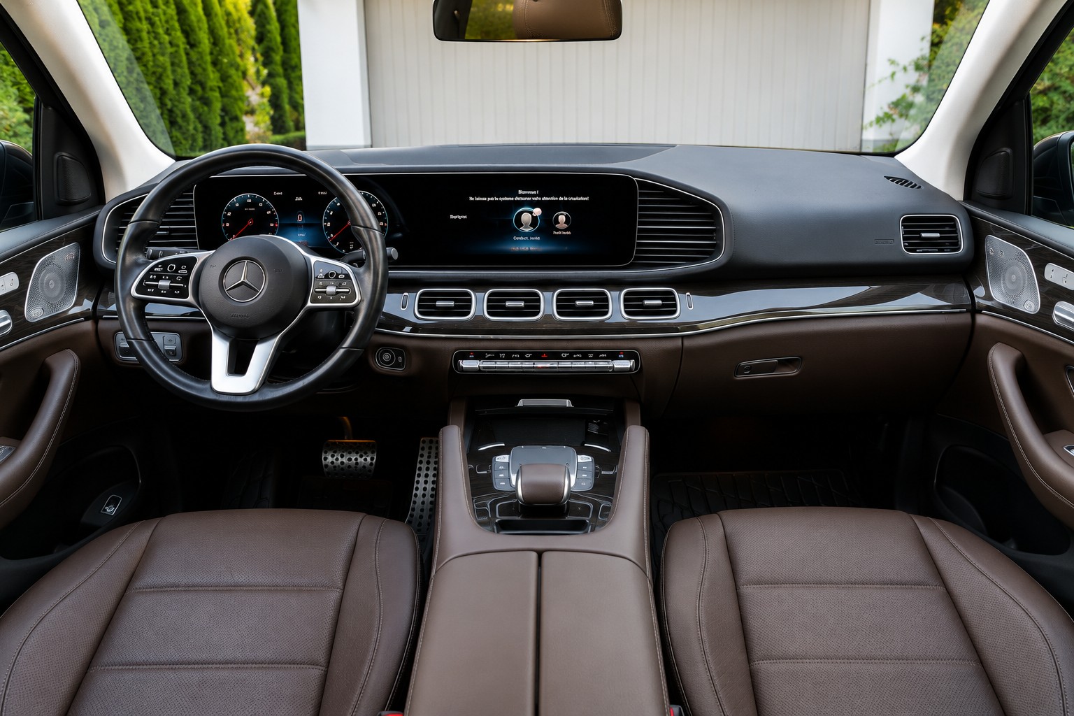 MERCEDES-BENZ GLE 300 d AMG Line 4matic-image-2