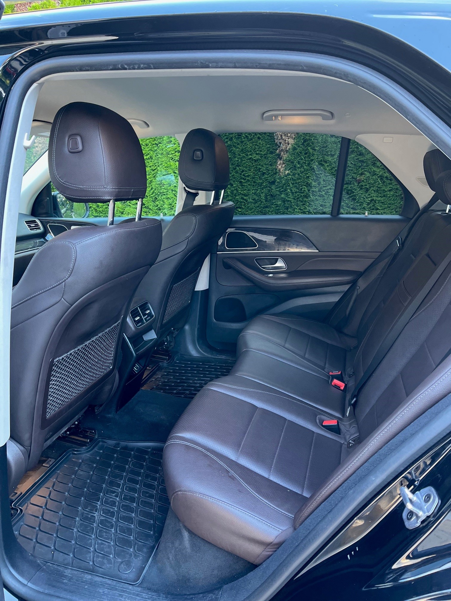 MERCEDES-BENZ GLE 300 d AMG Line 4matic-image-5