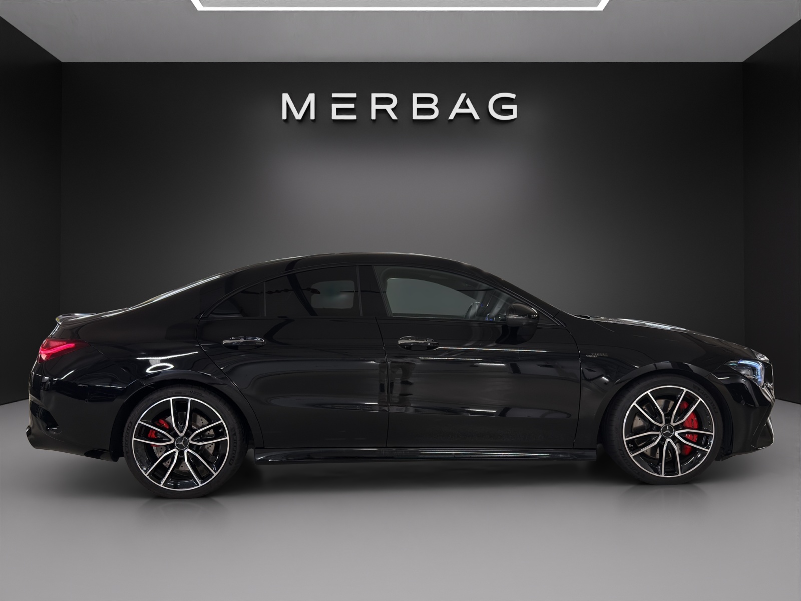 MERCEDES-BENZ CLA 35 AMG 4Matic 8G-DCT-image-4