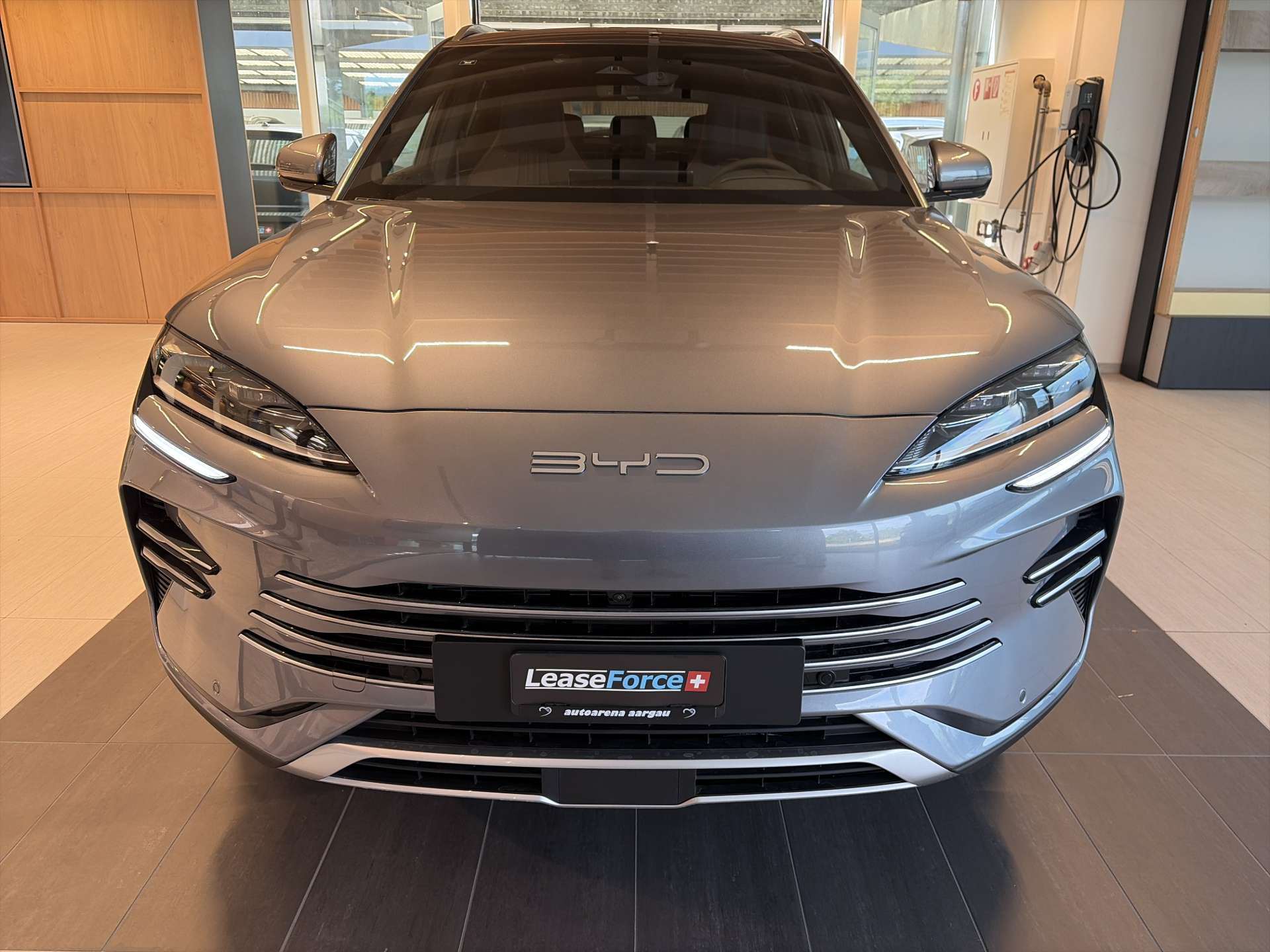 BYD Seal U DM-i PHEV Design AWD 324PS Automat-image-10