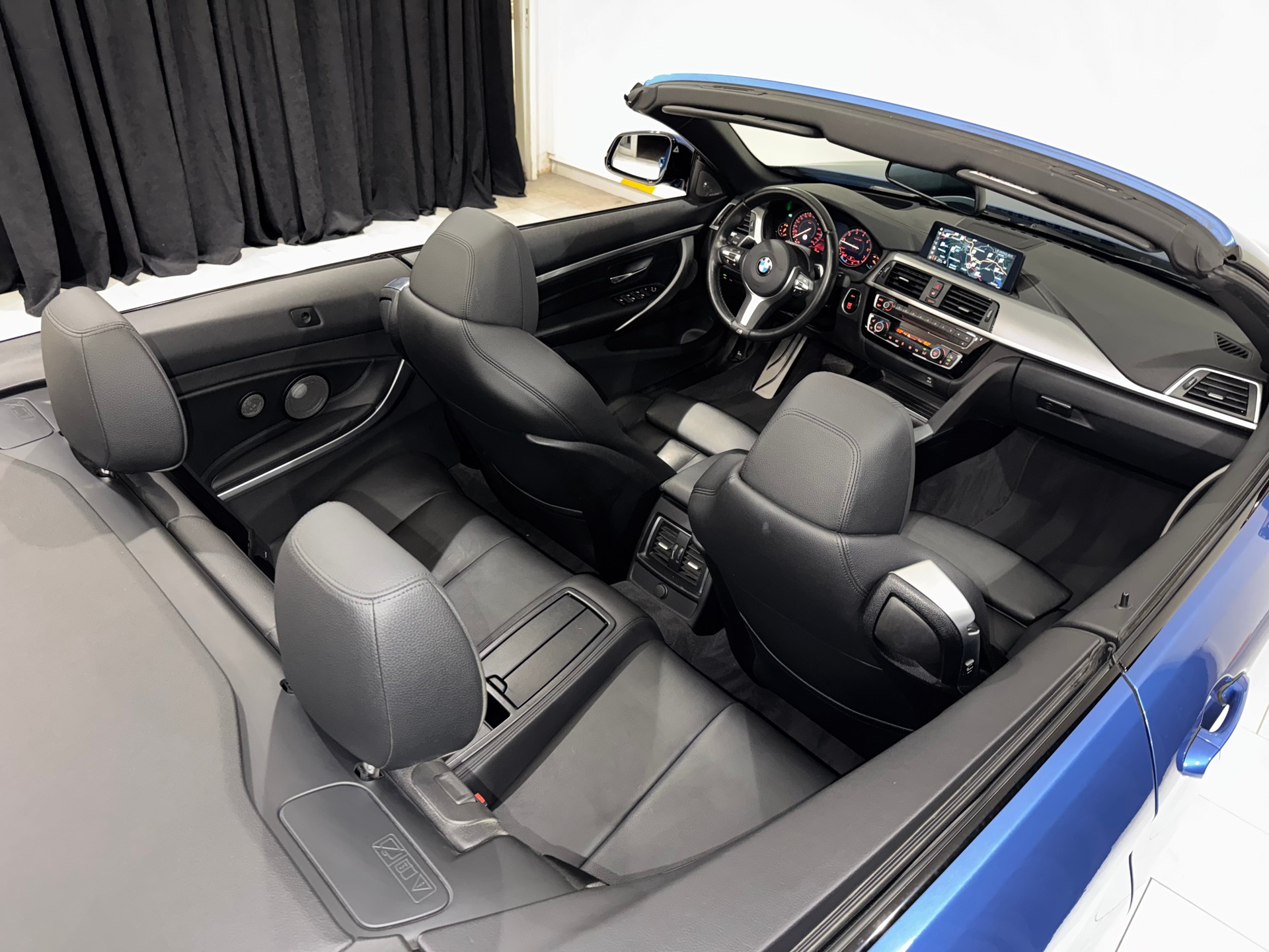 BMW 440i Cabriolet xDrive M Sport Individual Steptronic | 1.Hand | CH |-image-21