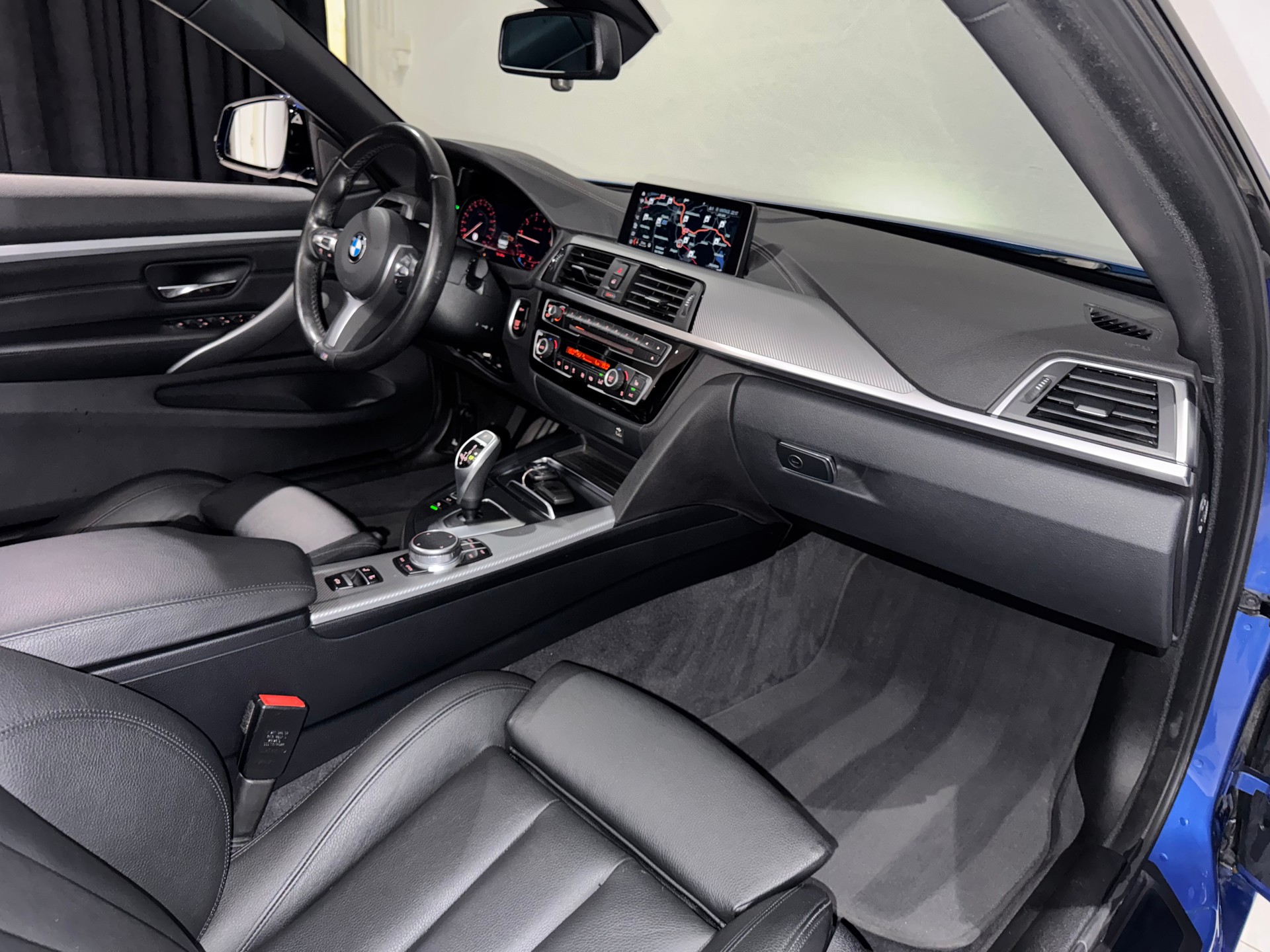 BMW 440i Cabriolet xDrive M Sport Individual Steptronic | 1.Hand | CH |-image-19