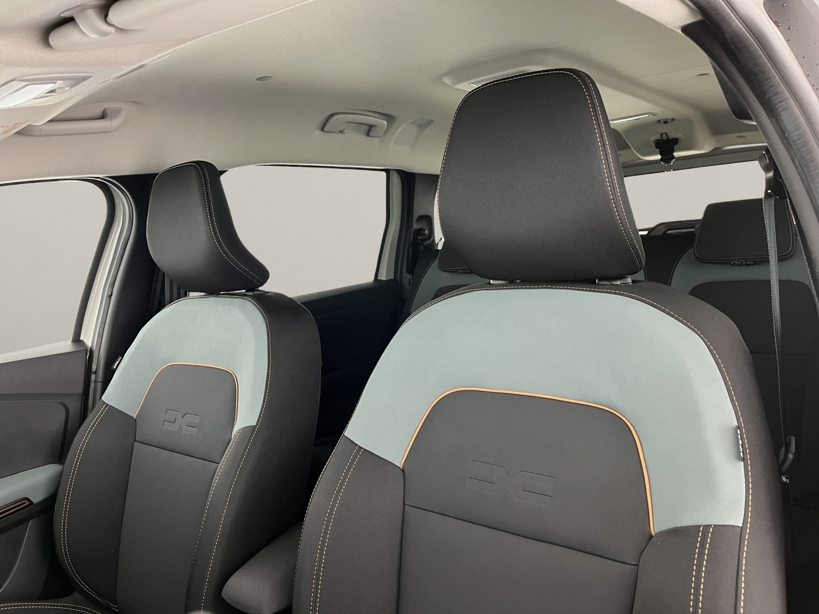 DACIA Jogger 1.8 Hybrid Extreme 7P-image-14
