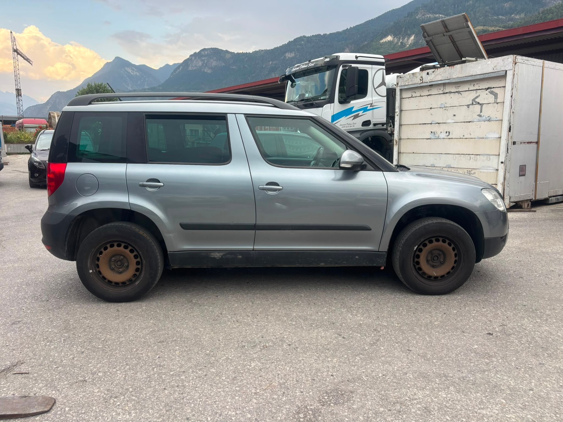 SKODA Yeti 2.0 TDI Ambition 4x4 DSG-image-2