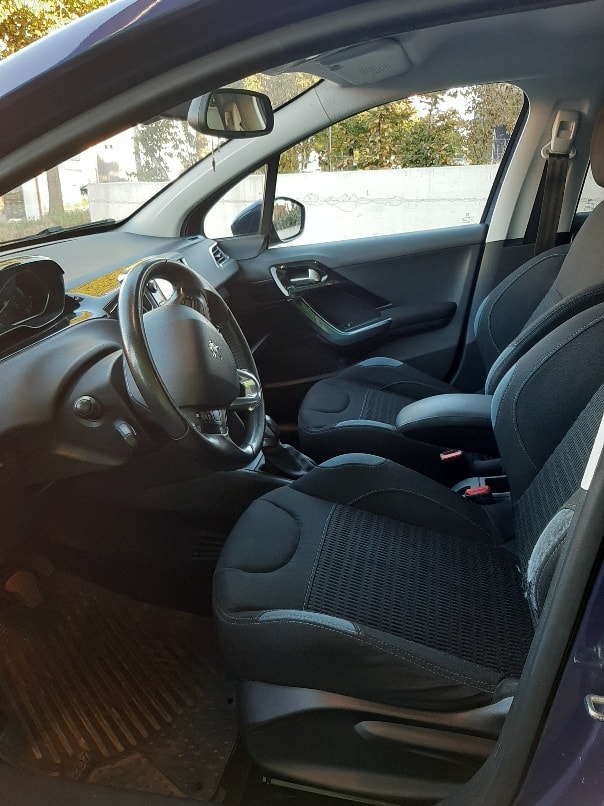 PEUGEOT 1.6 VTi Allure-image-1