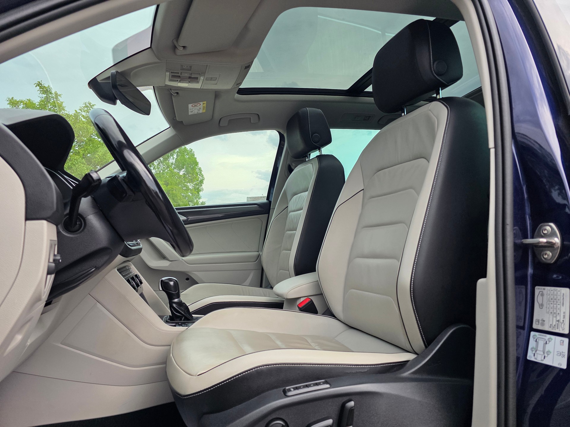 VW Tiguan 2.0 TDI SCR Highline 4Motion DSG-image-10