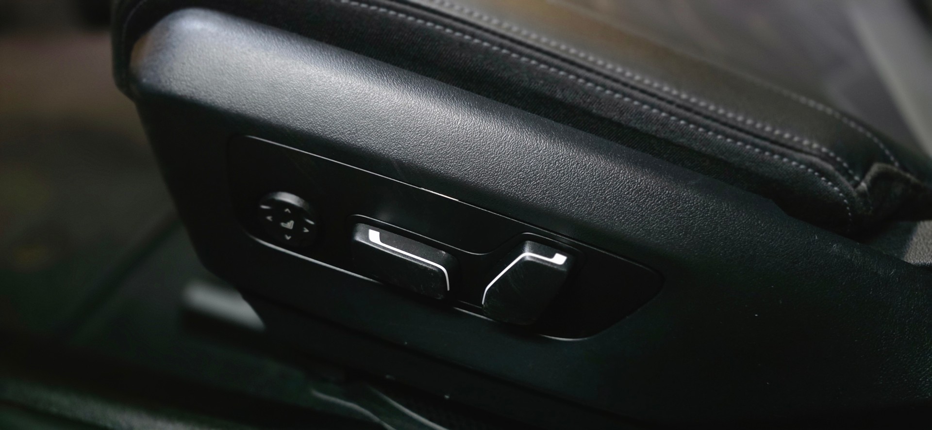 BMW 520d 48V M Sport Steptronic *Abstandsregler*CarPlay/AndroidAuto*Elektrische- Sitzheizung*Rückfahrkamera*-image-25
