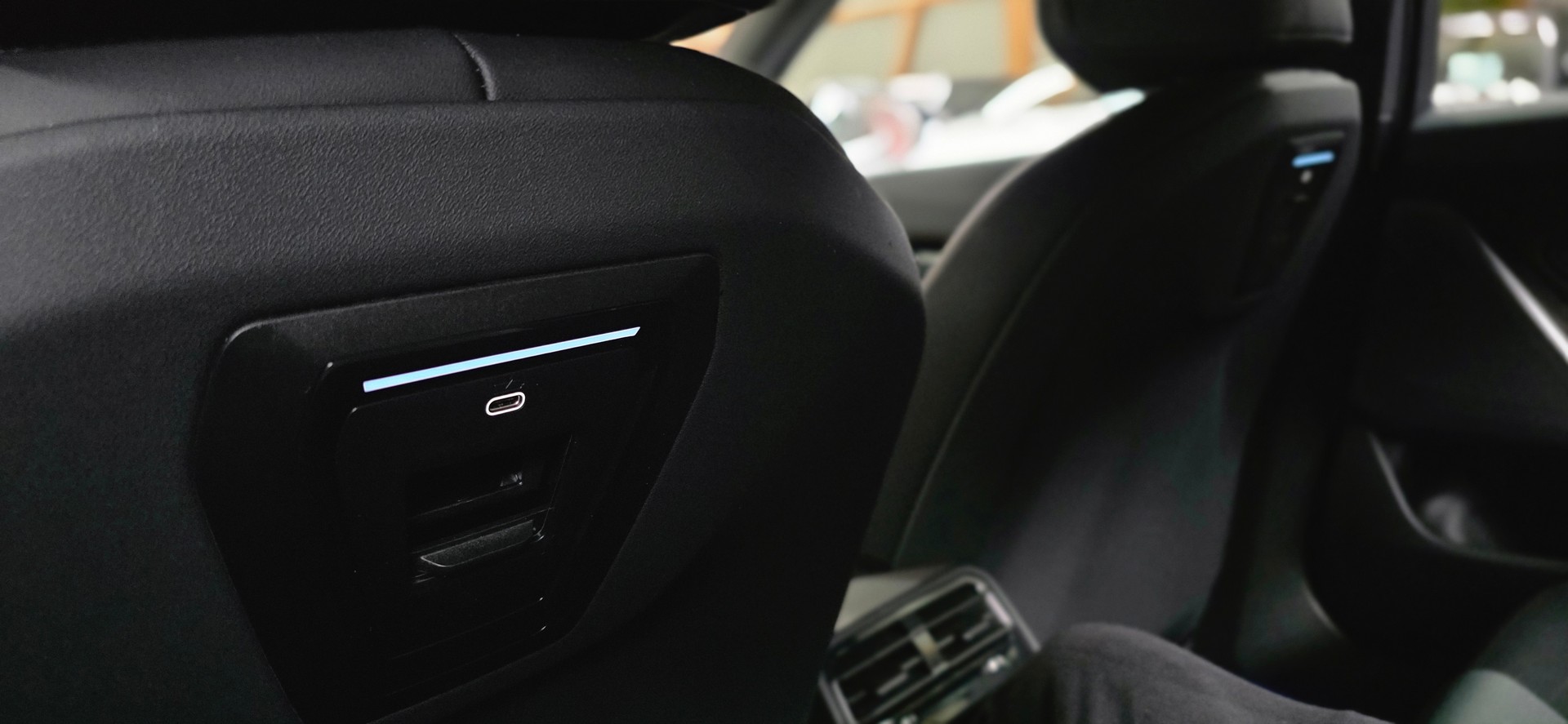 BMW 520d 48V M Sport Steptronic *Abstandsregler*CarPlay/AndroidAuto*Elektrische- Sitzheizung*Rückfahrkamera*-image-30