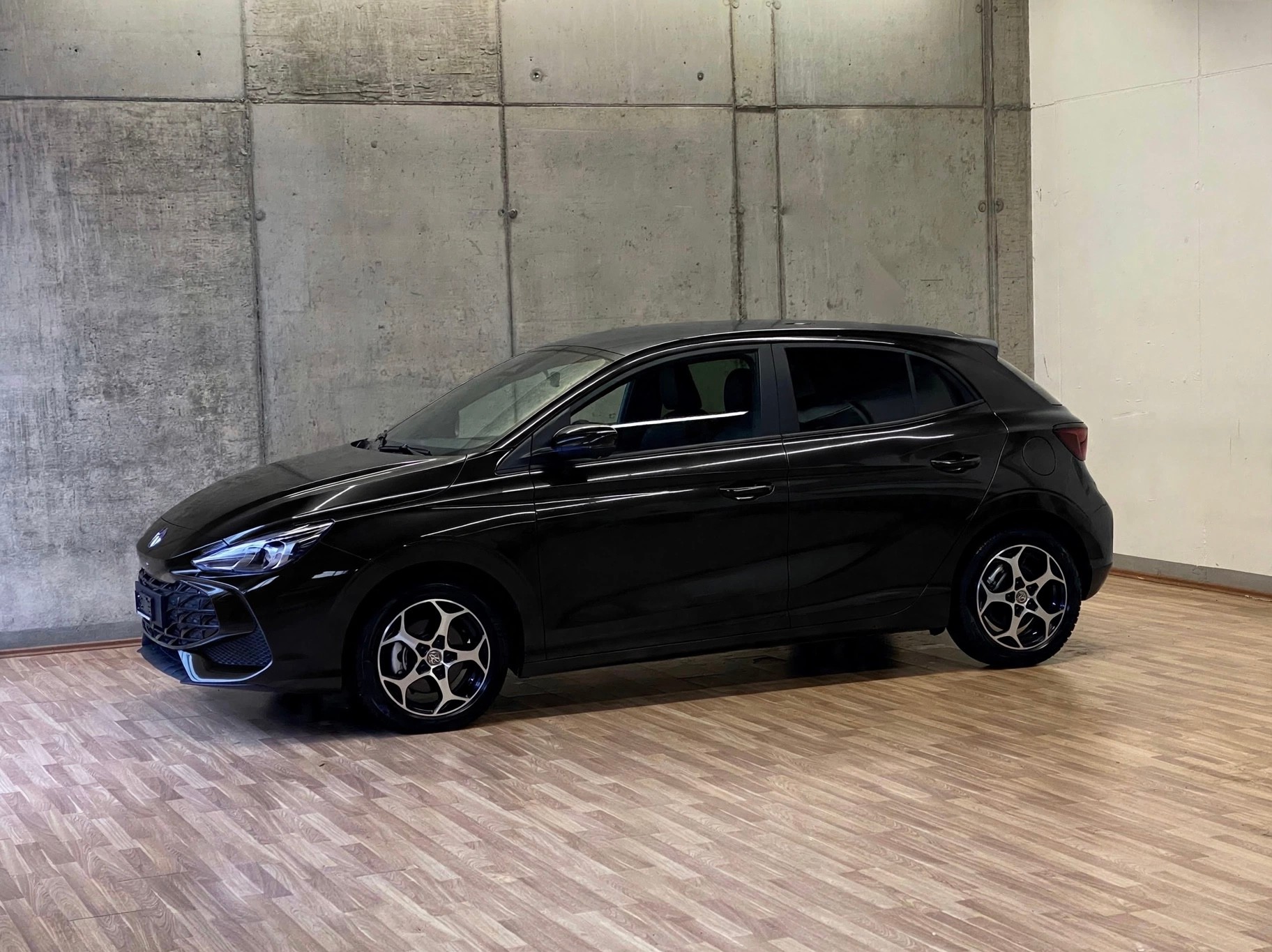 MG 3 1.5 *VollHybrid*Luxury*Swiss*Automat*-image-0