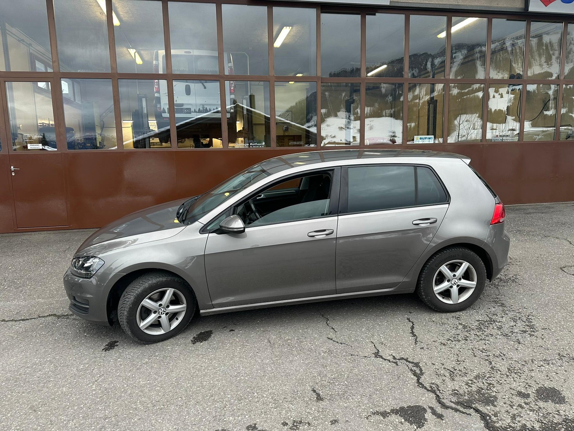 VW Golf VII 1.6 TDI Comfortline-image-2