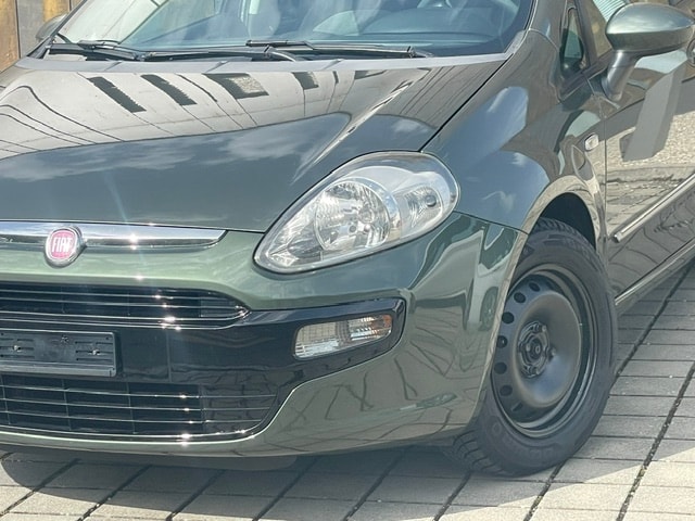 FIAT Punto Evo 1.4 16V Dynamic-image-2