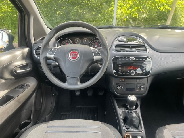FIAT Punto Evo 1.4 16V Dynamic-image-16