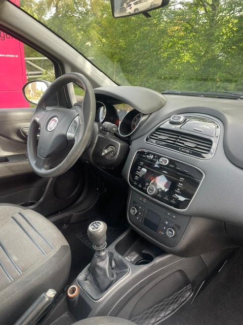 FIAT Punto Evo 1.4 16V Dynamic-image-18