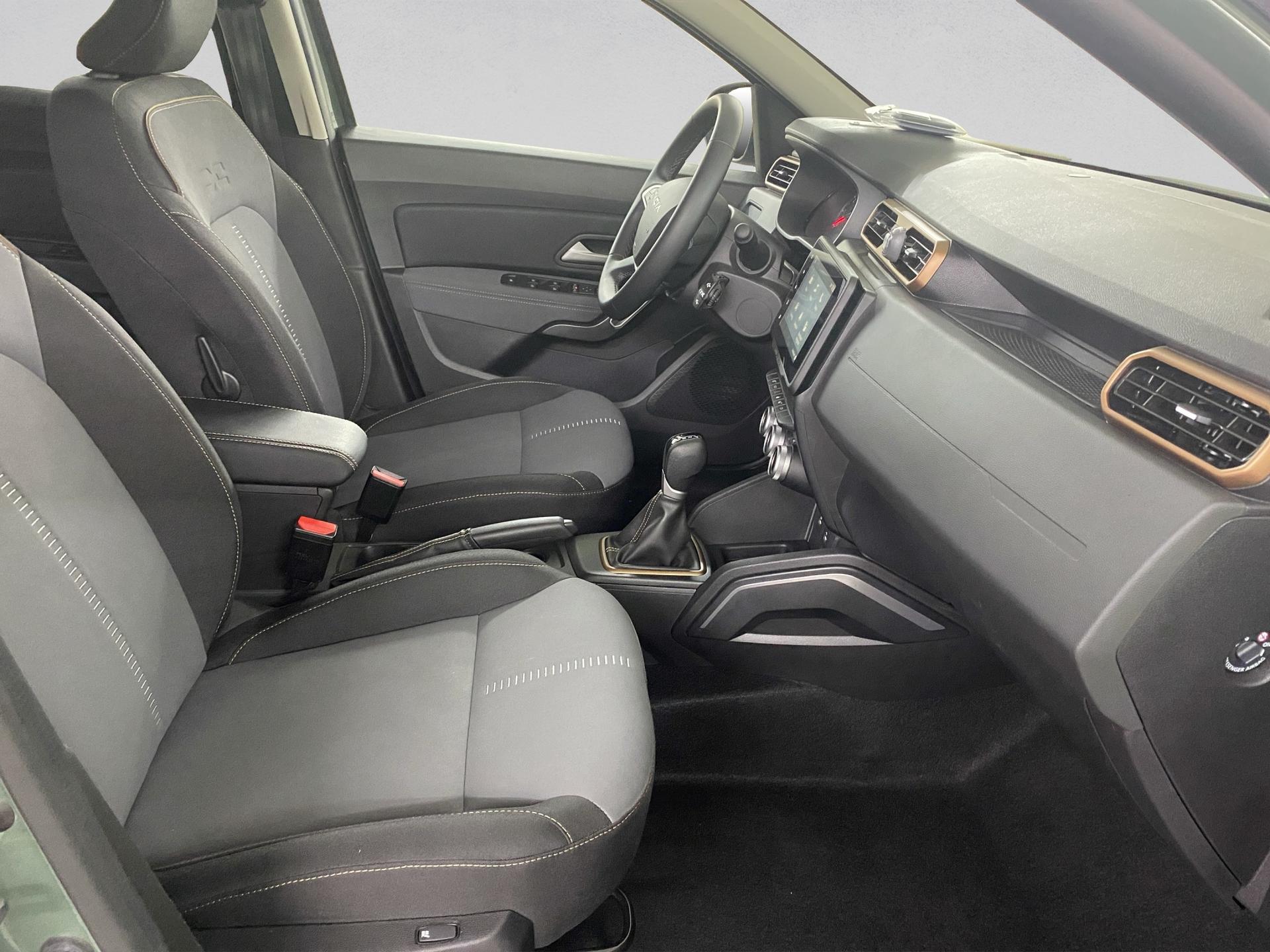 DACIA Duster TCe 150 Extreme EDC 4x2-image-9