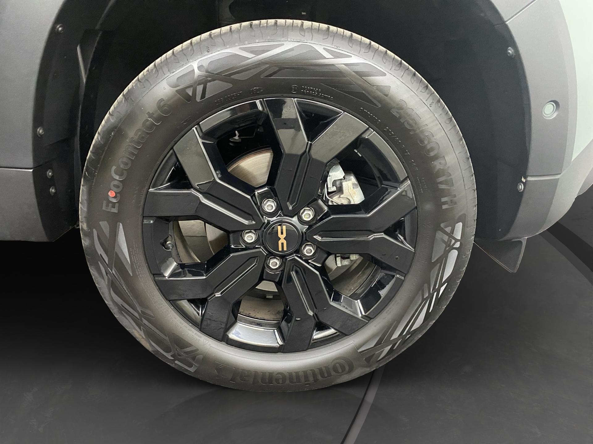 DACIA Duster TCe 150 Extreme EDC 4x2-image-25