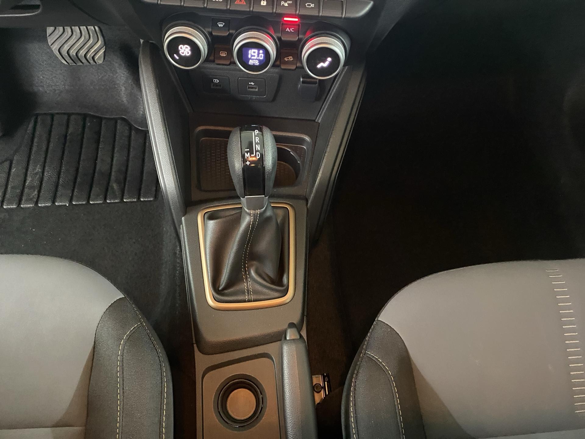 DACIA Duster TCe 150 Extreme EDC 4x2-image-11