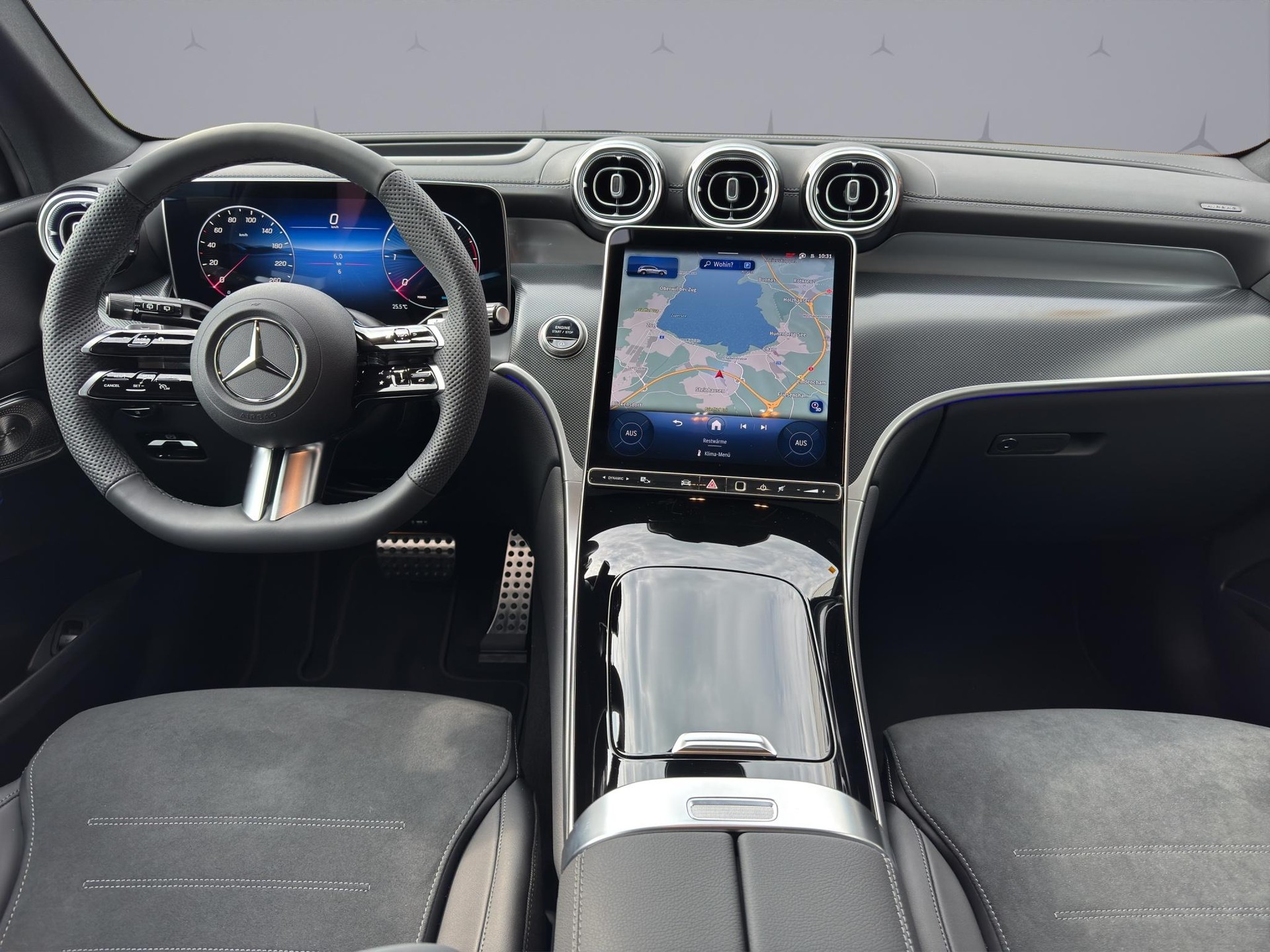 MERCEDES-BENZ GLC 220 d AMG Line 4matic-image-13