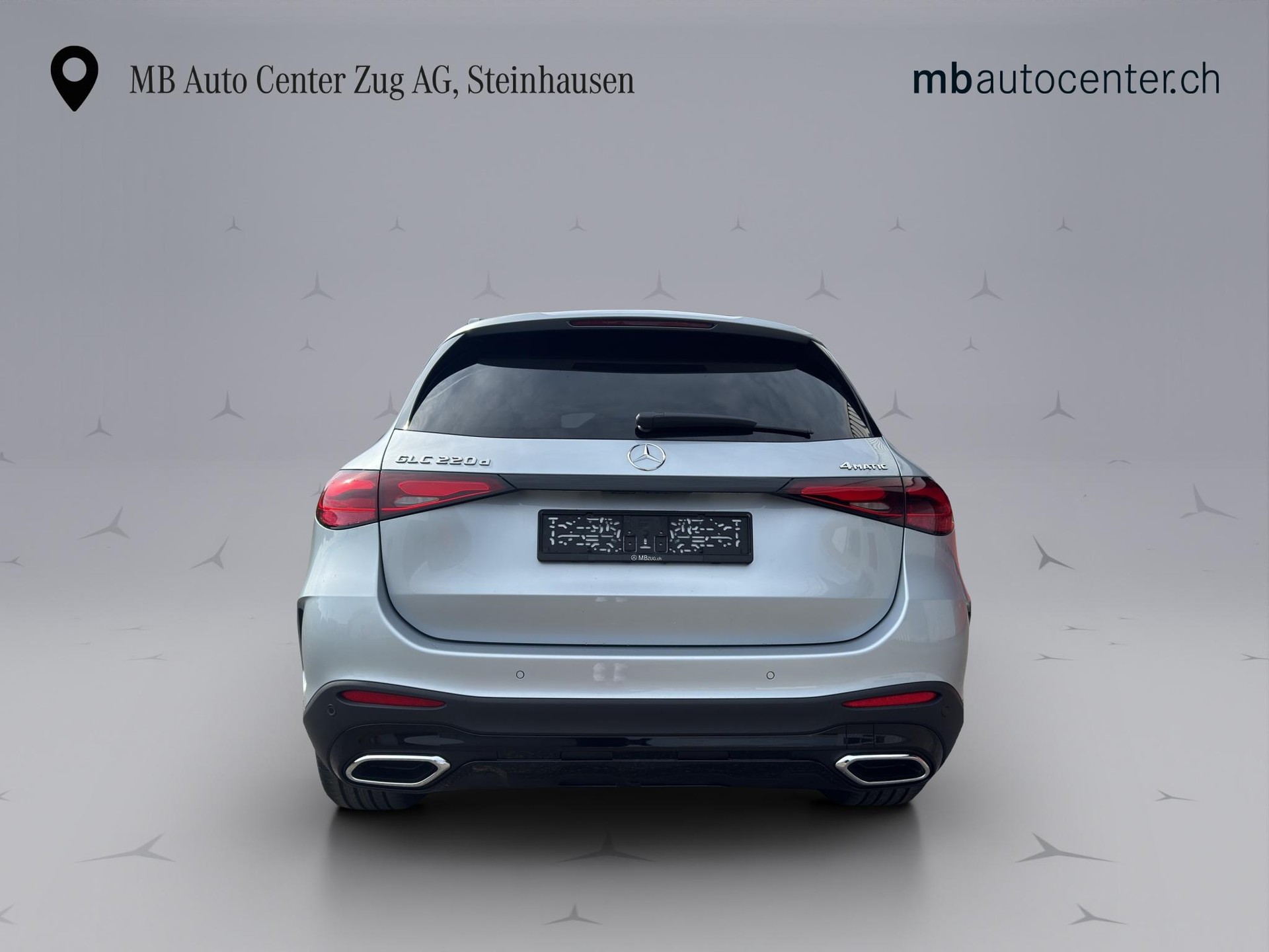 MERCEDES-BENZ GLC 220 d AMG Line 4matic-image-4