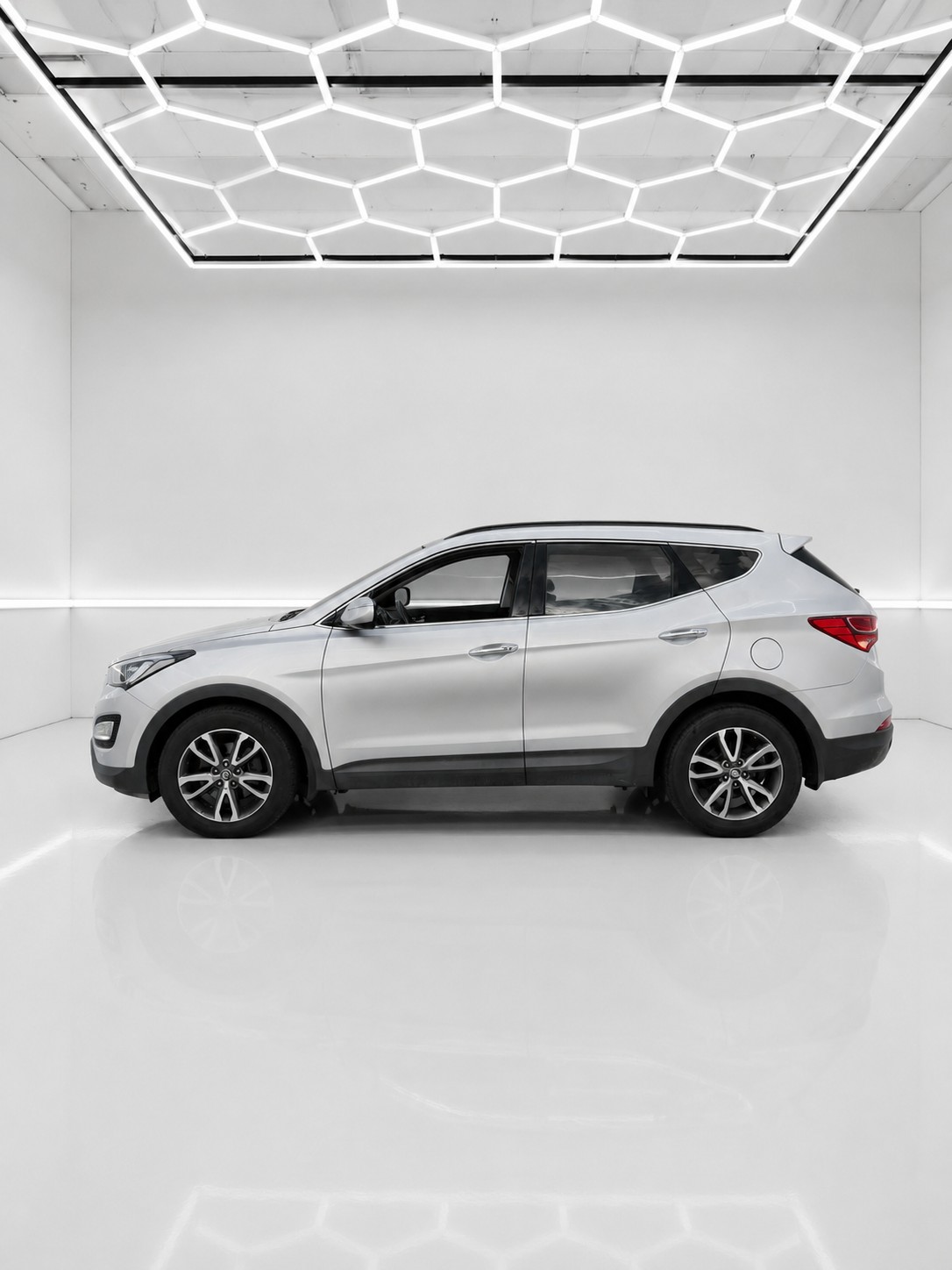 HYUNDAI Santa Fe 2.2 CRDI Style 4WD Automatic-image-1