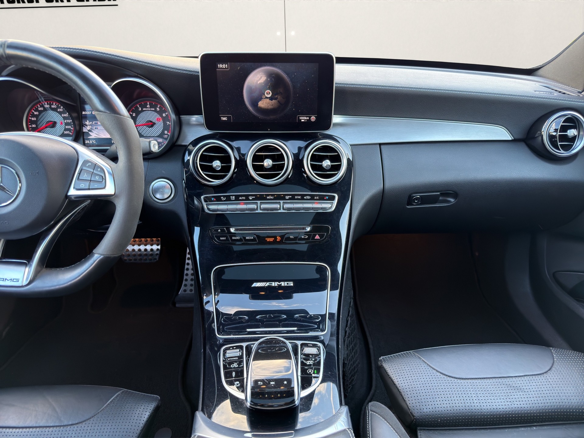 MERCEDES-BENZ C 63 S AMG Speedshift-image-12