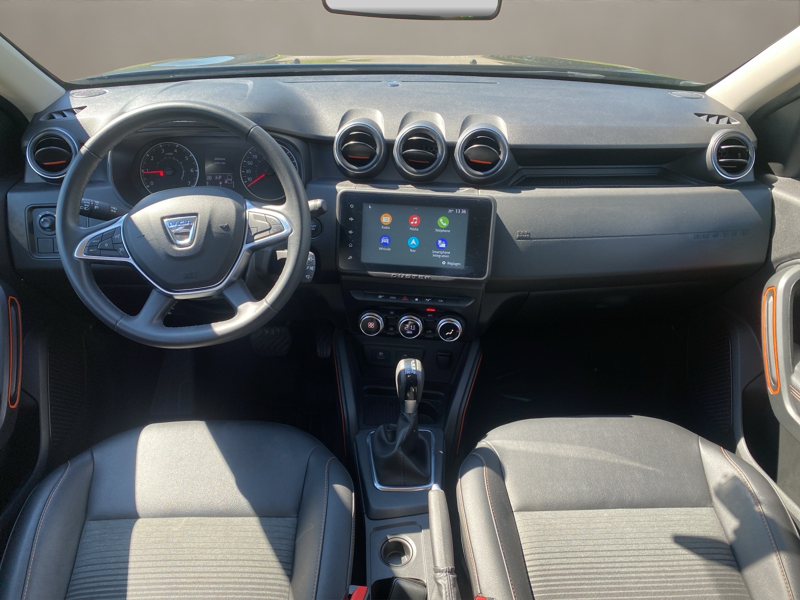 DACIA Duster TCe 150 Extreme EDC 4x2-image-10