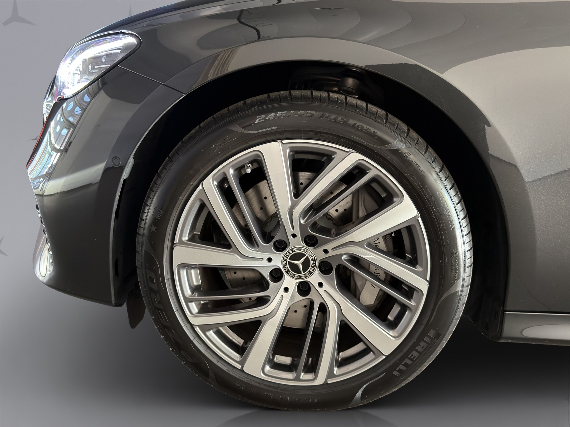 MERCEDES-BENZ E 450 Exclusive 4matic-image-17