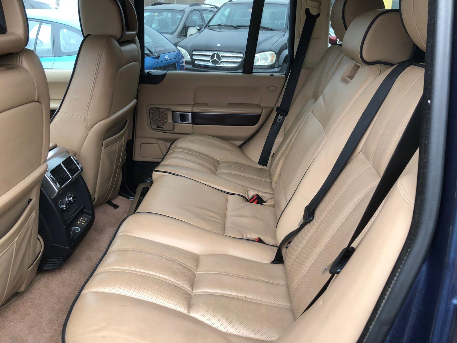 LAND ROVER Range Rover 3.6 d Vogue Automatic-image-4