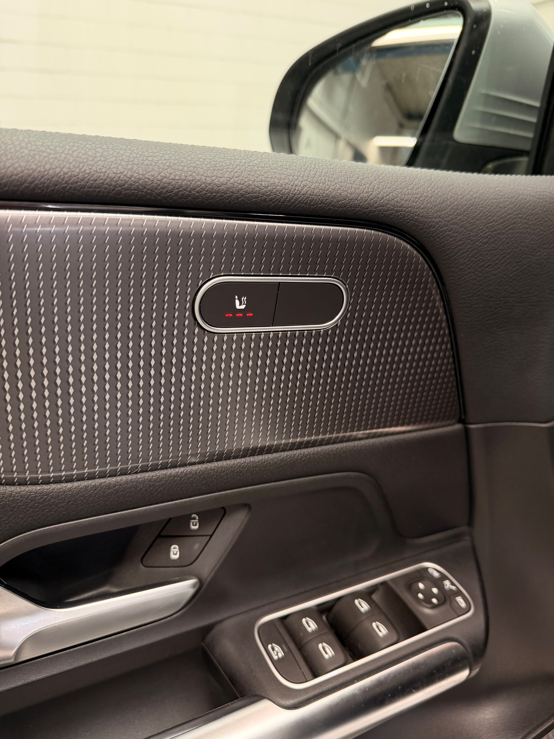 MERCEDES-BENZ B 220 4Matic Progressive 7G-DCT-image-14