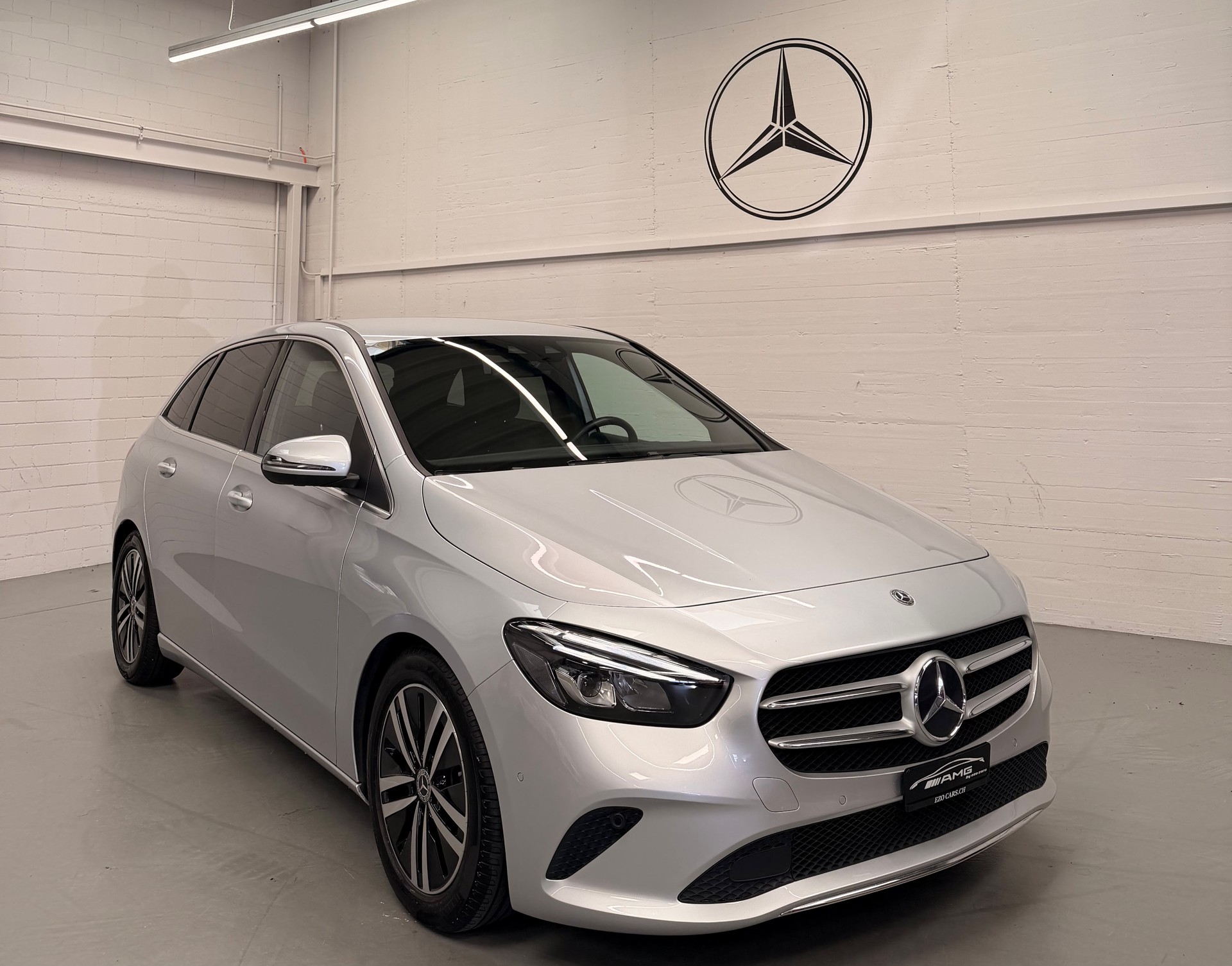 MERCEDES-BENZ B 220 4Matic Progressive 7G-DCT-image-0