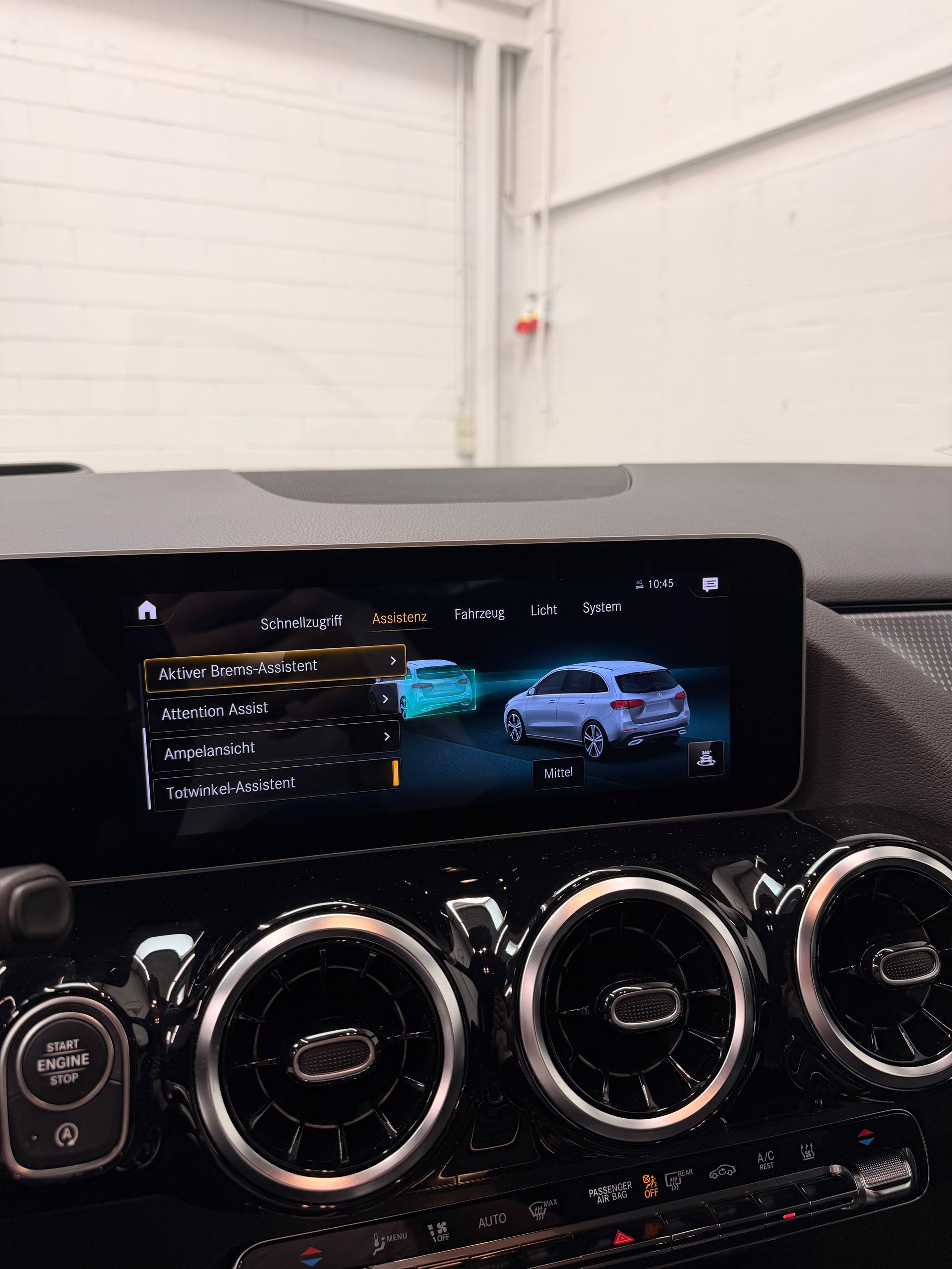 MERCEDES-BENZ B 220 4Matic Progressive 7G-DCT-image-22