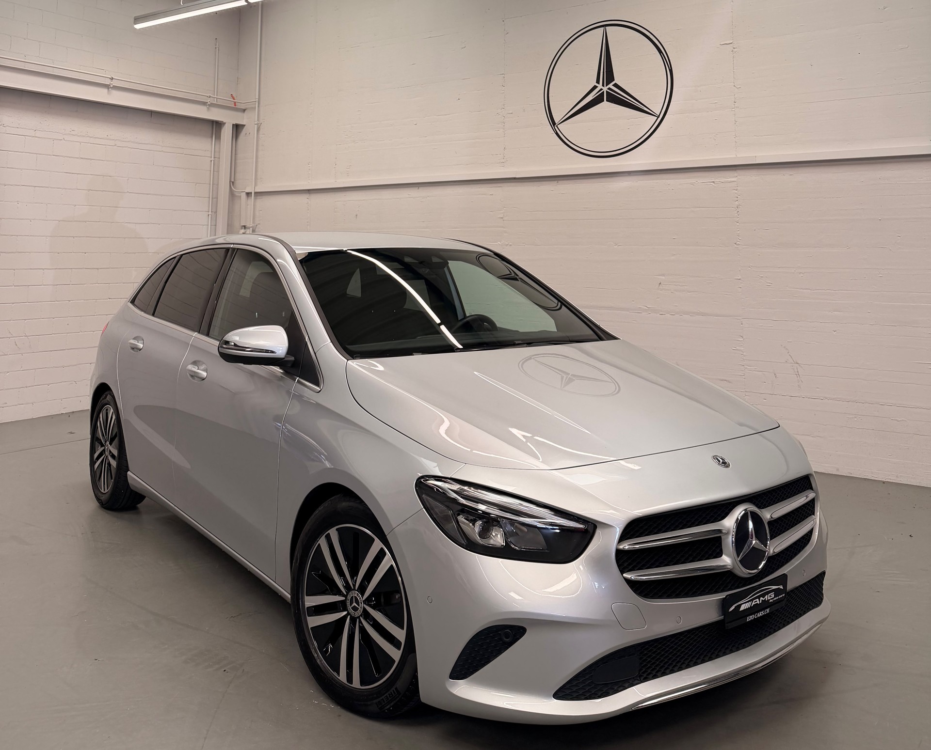 MERCEDES-BENZ B 220 4Matic Progressive 7G-DCT-image-3