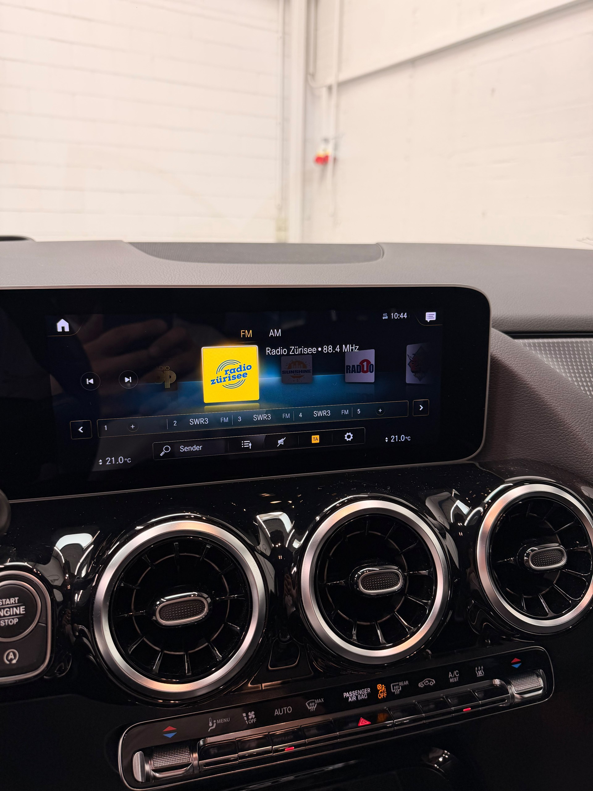 MERCEDES-BENZ B 220 4Matic Progressive 7G-DCT-image-23