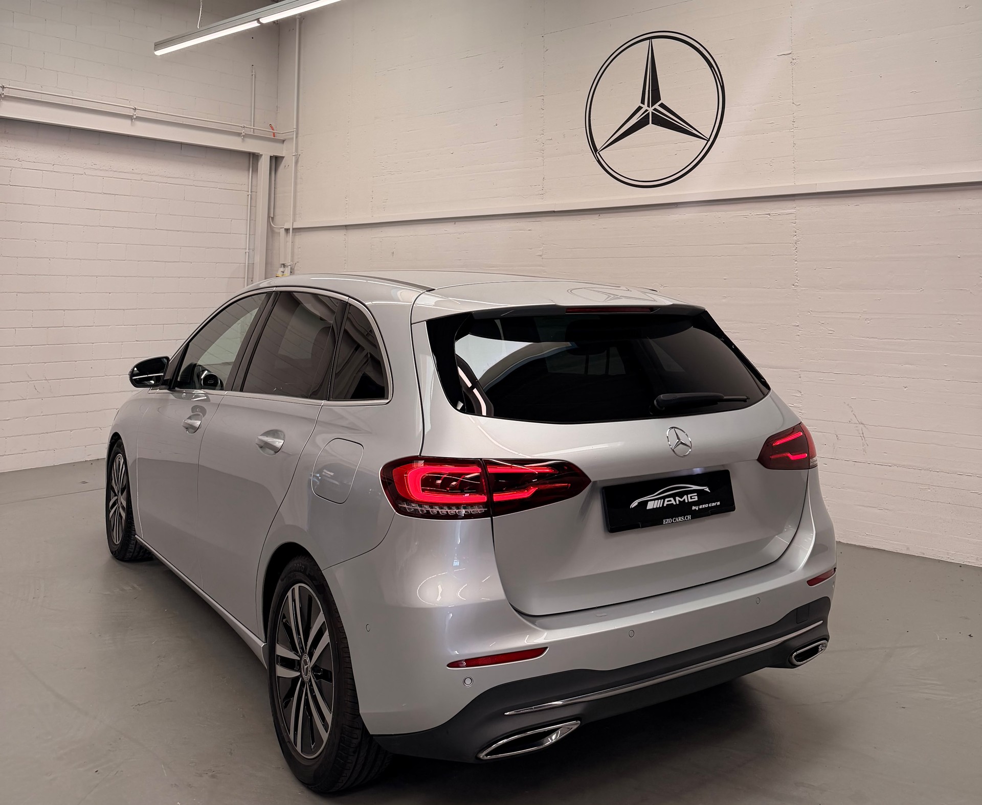 MERCEDES-BENZ B 220 4Matic Progressive 7G-DCT-image-7