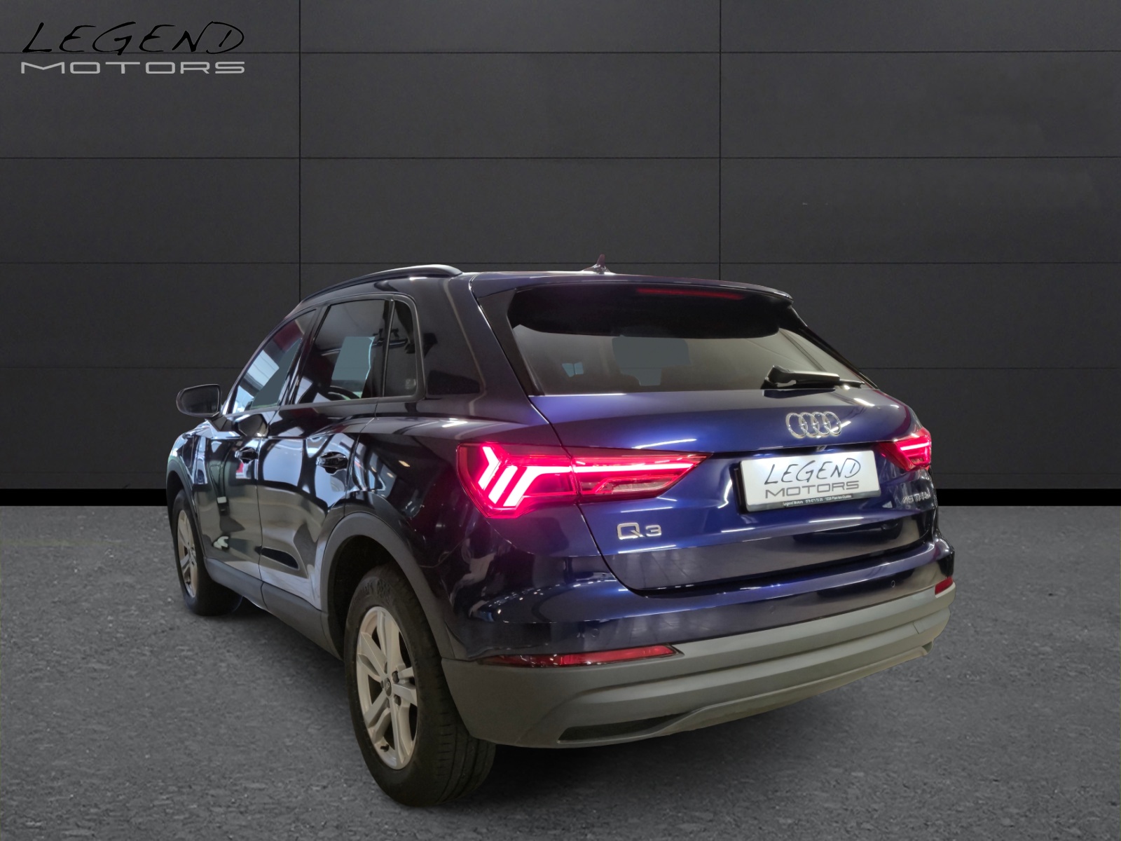 AUDI Q3 45 TFSI e S-tronic-image-3