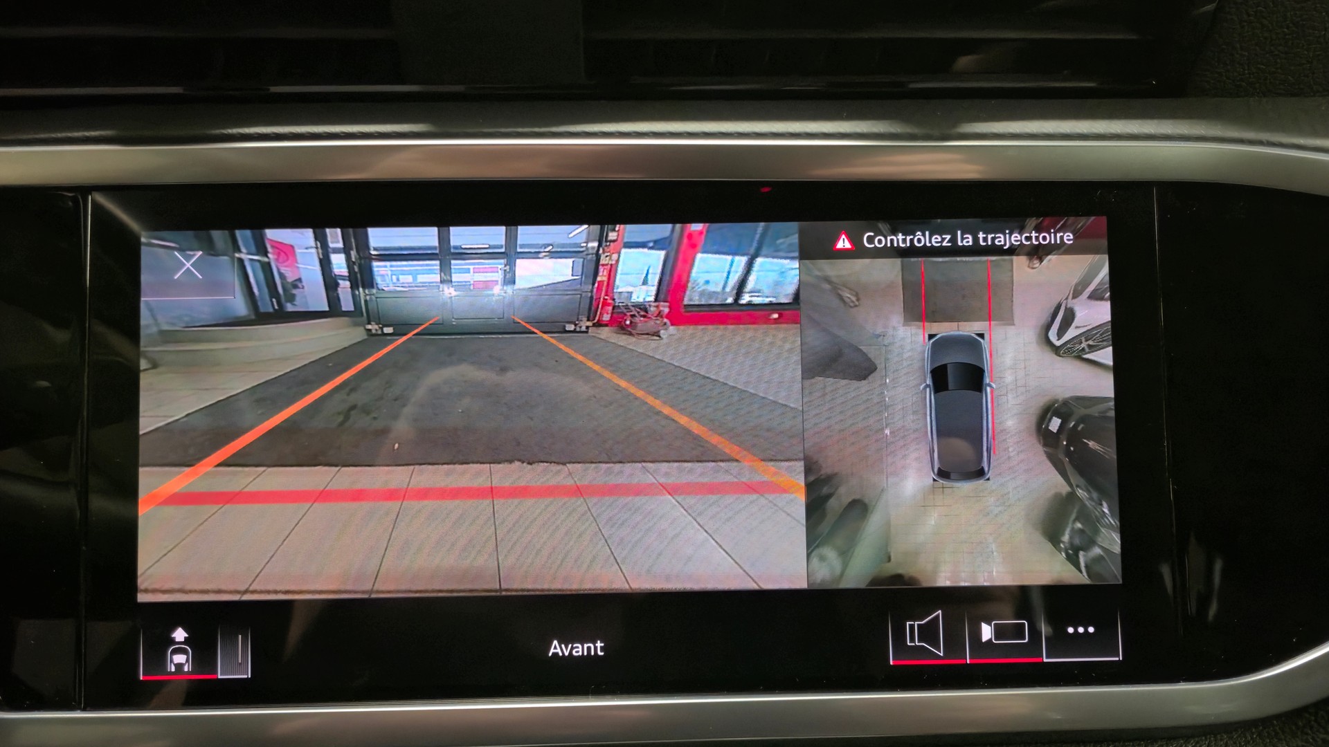 AUDI Q3 45 TFSI e S-tronic-image-21