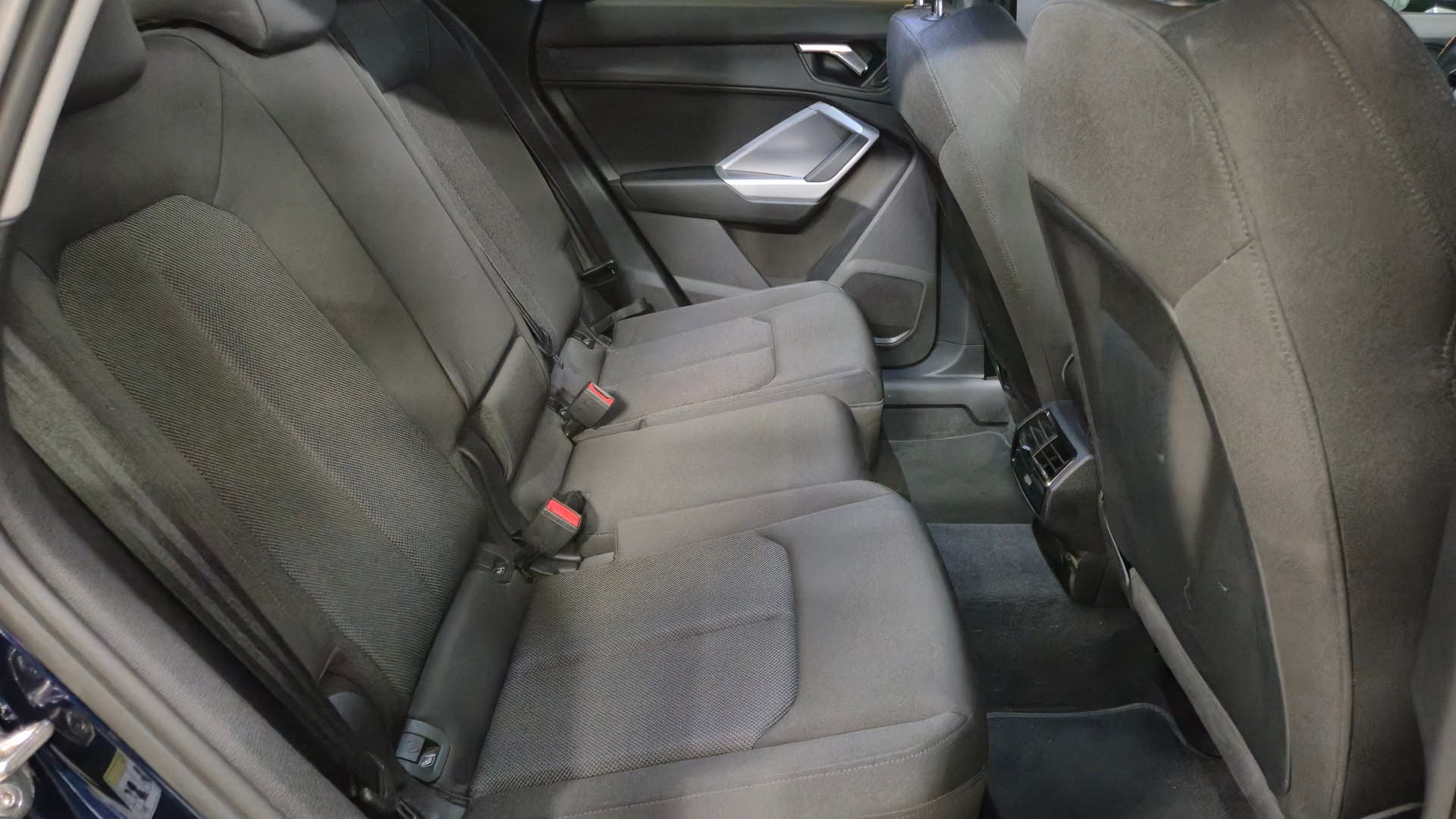 AUDI Q3 45 TFSI e S-tronic-image-16