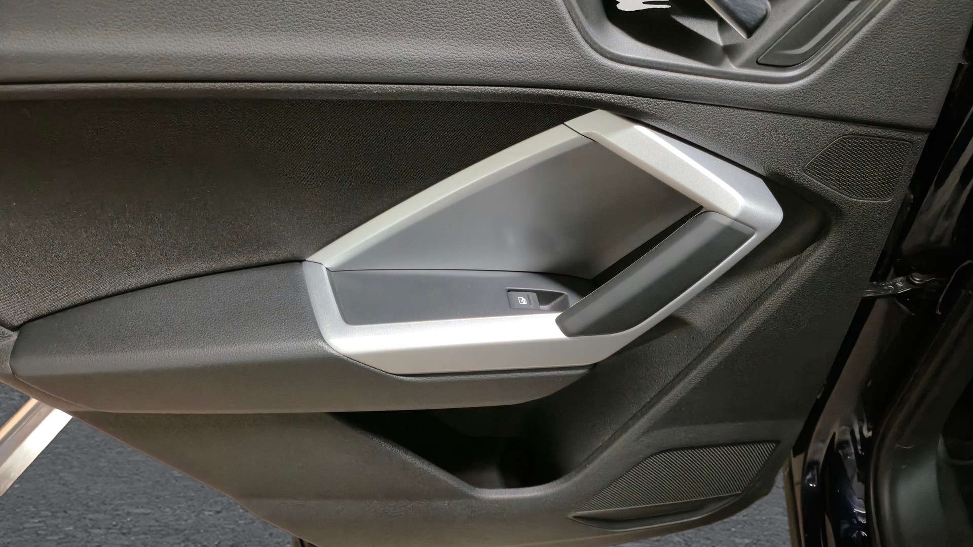 AUDI Q3 45 TFSI e S-tronic-image-12