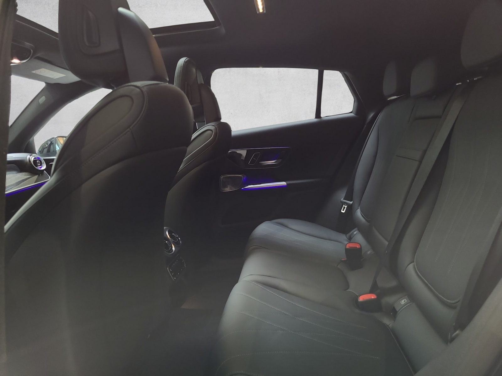 MERCEDES-BENZ GLC 53 AMG 4M+ Coupé C254-image-2