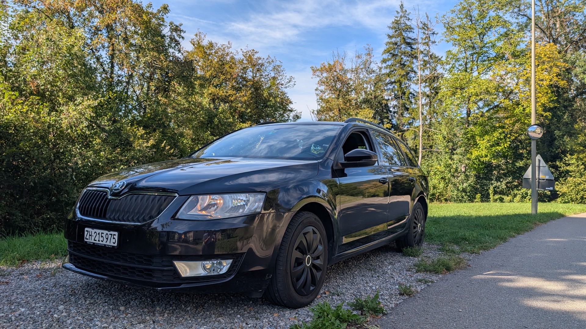 SKODA Octavia Combi 1.6 TDI Ambition DSG-image-1